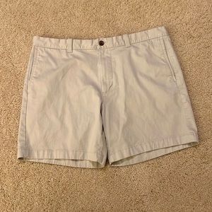 Men’s J Crew 7 inch Inseam Shorts - Tan Size 38